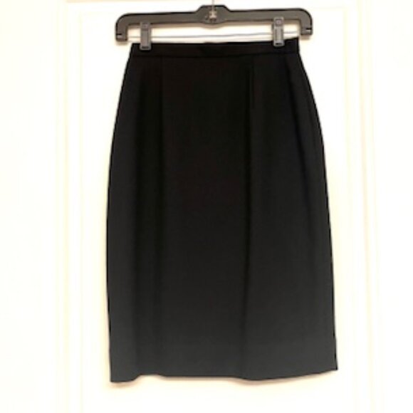 Christian Dior 100 % Pure Wool Velvet Black Gold CD Logo Zip Jacket and Skirt - Picture 8 of 11